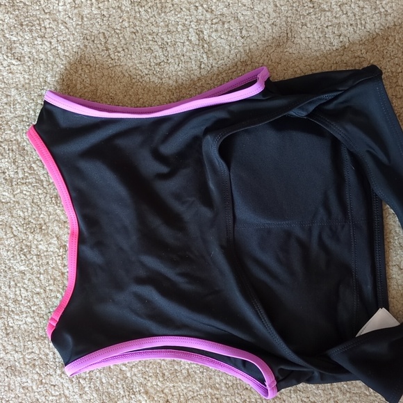 Three-Piece Rash Guard Swimsuit Set - Picture 4 of 5